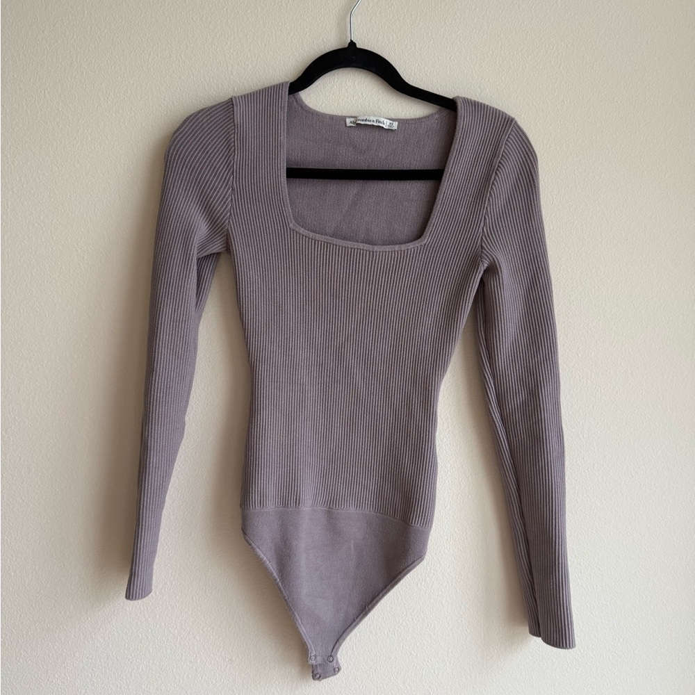 Abercrombie & Fitch Lavender Knit Top